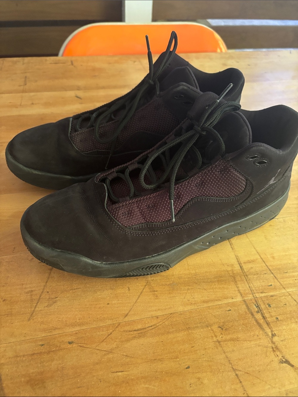 Men's Air Jordan Aura 2 in Black